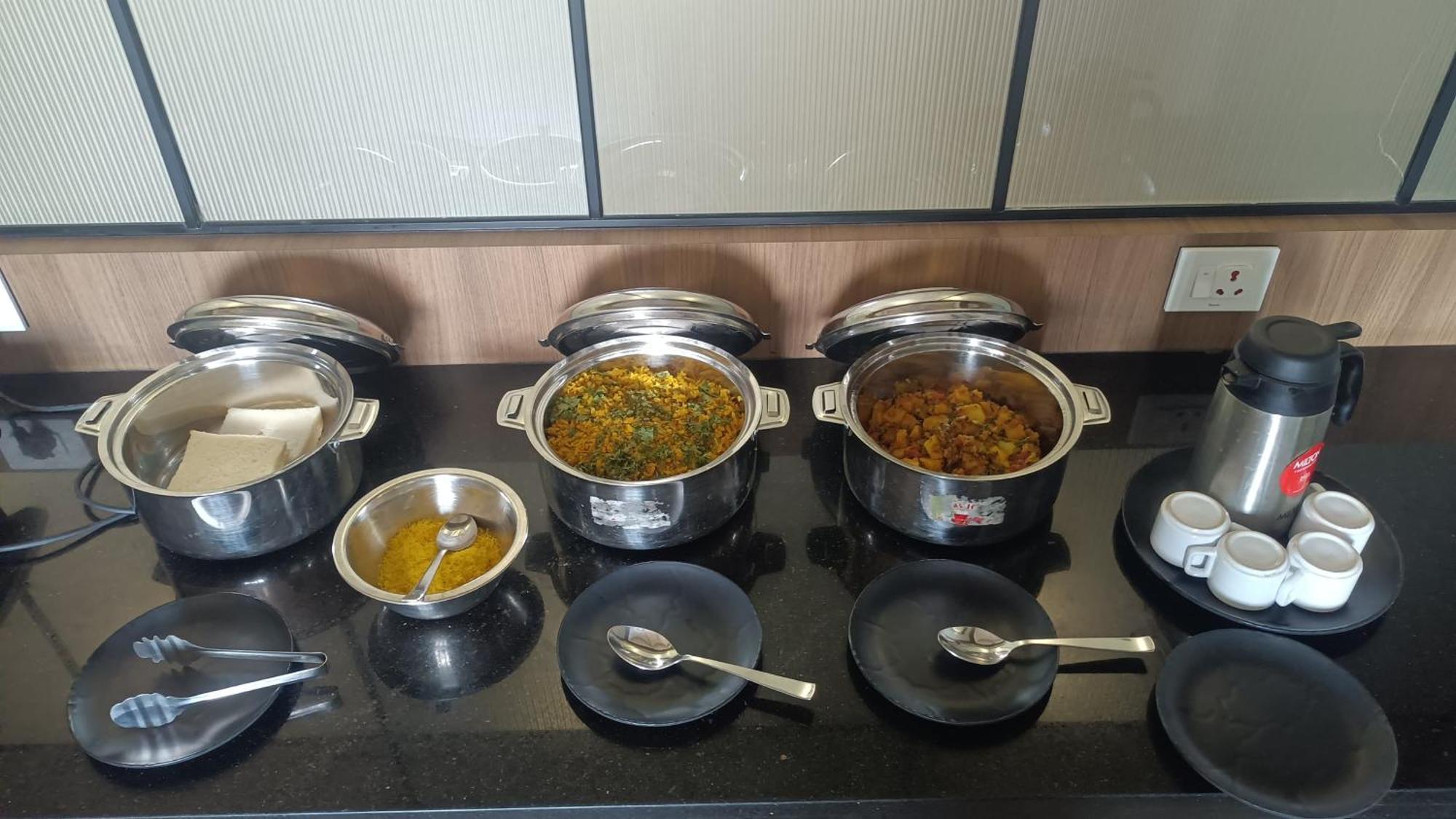 Hotel Fun N Food Bhuj Exterior photo